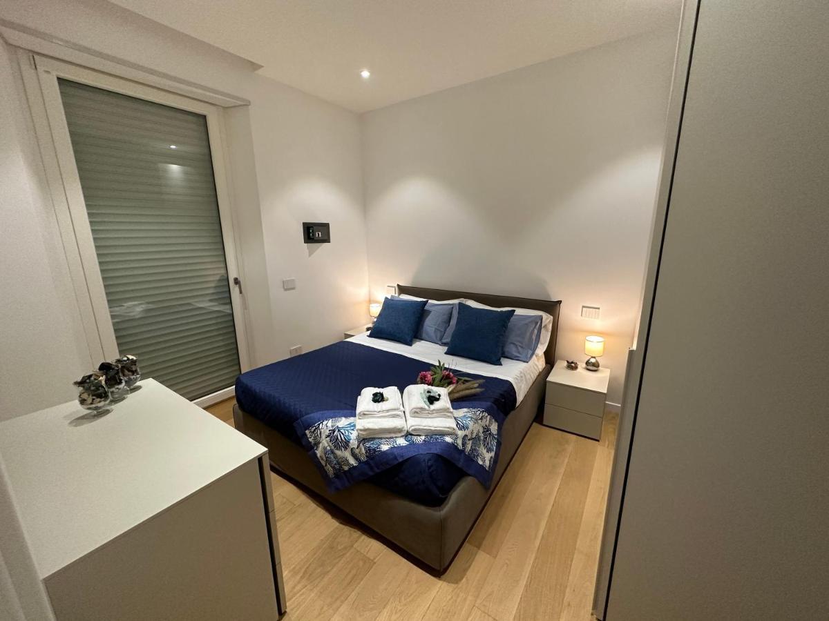 Happy Holiday Apartment Cagliari Ngoại thất bức ảnh